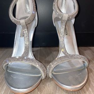 Silver Steven Madden Heels Size 6